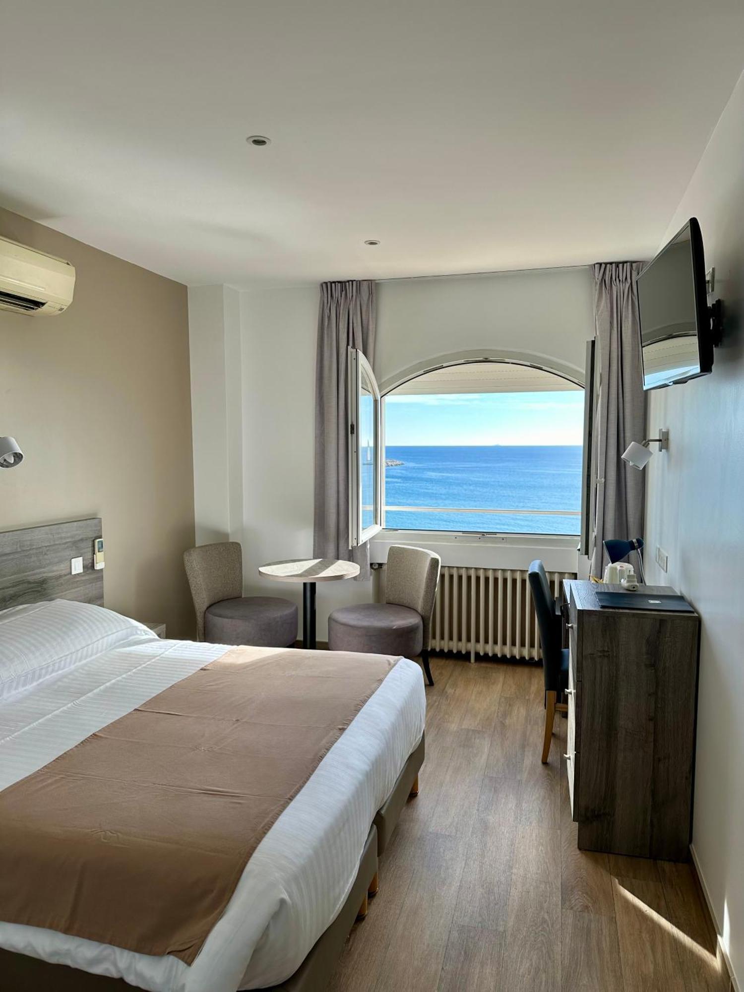 Hotel Beau Rivage Le Lavandou Ngoại thất bức ảnh